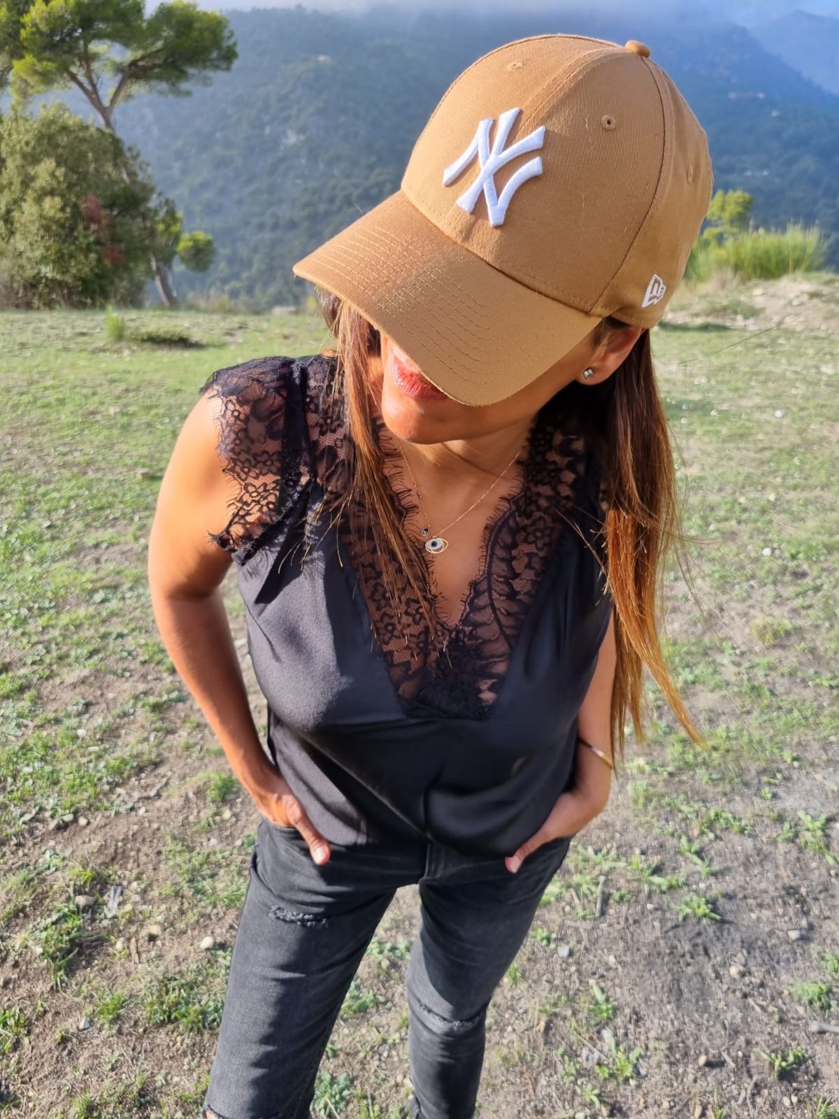 CHARMEUR top dentelle Noir