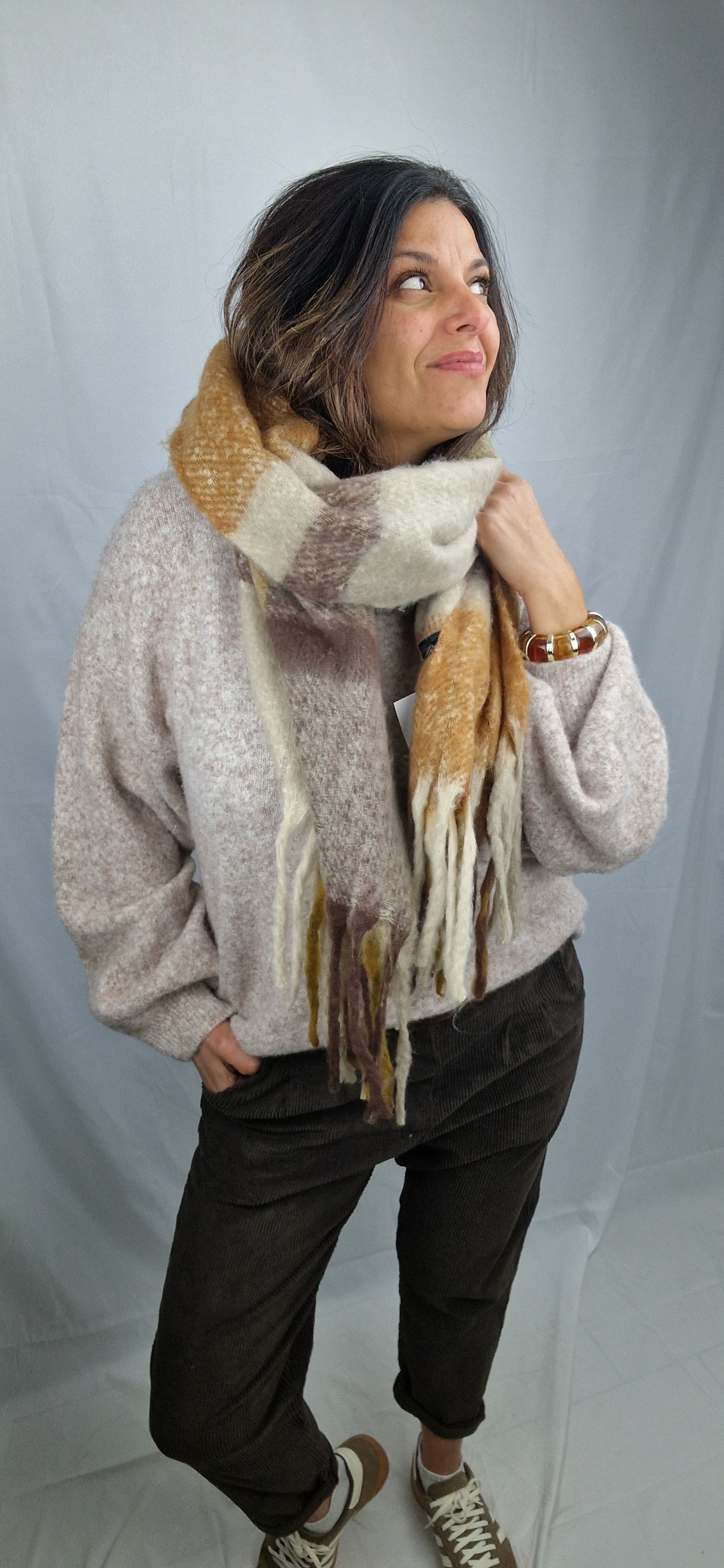 Pull chaud et confortable taupe pour femme