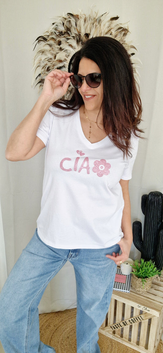 Tee shirt blanc April vintage, avec motif fleur et ecriture en rose gloss