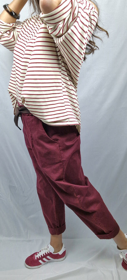 Pantalon loose bordeaux femme, taille unique, coupe carotte, fluide et confortable, vue de face