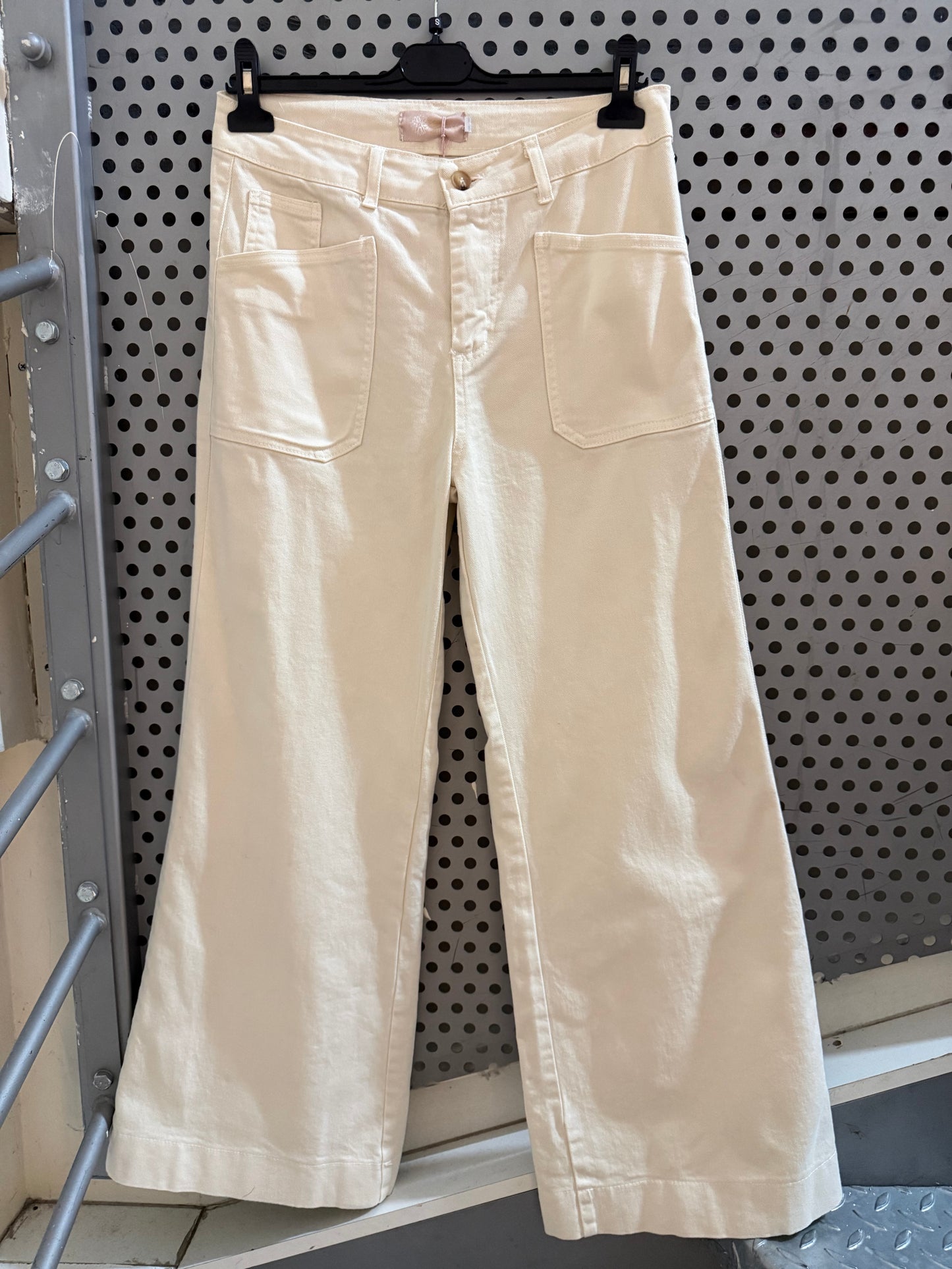 APRIL VINTAGE Pantalon écru - Collection Premium